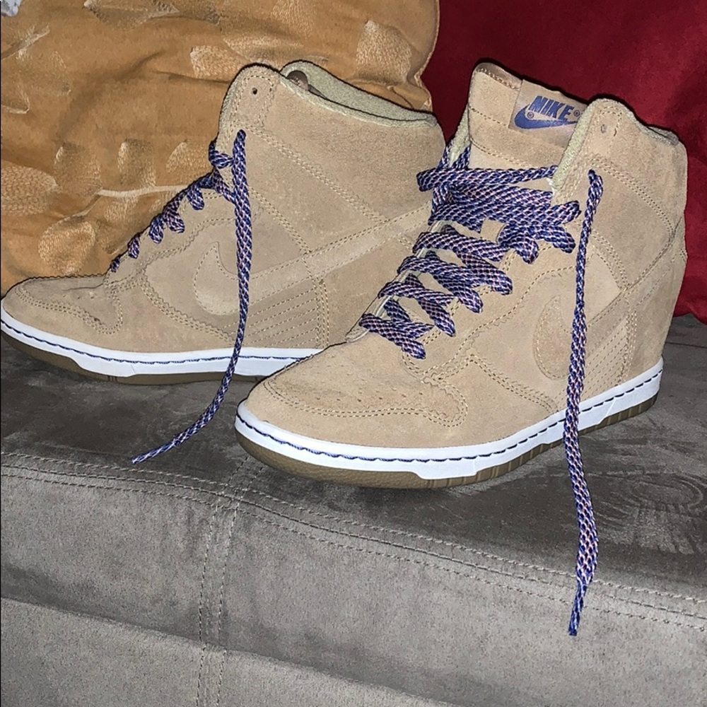 Womens Dunk Sky Hi